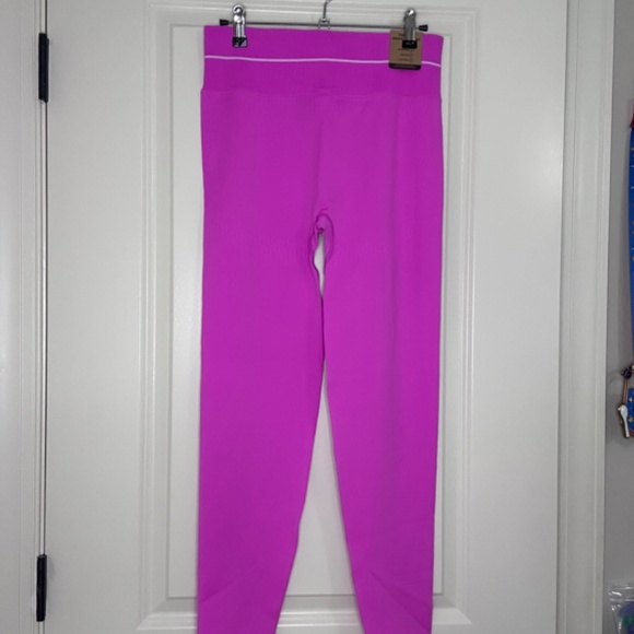 Victoria's Secret Pink Hot Pink Activewear Set XL/L, NWT (#165) - Picture 8 of 12